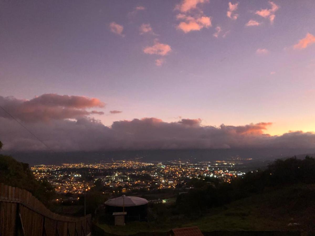Quinta Bella Vista Lejlighedshotel Cartago Eksteriør billede